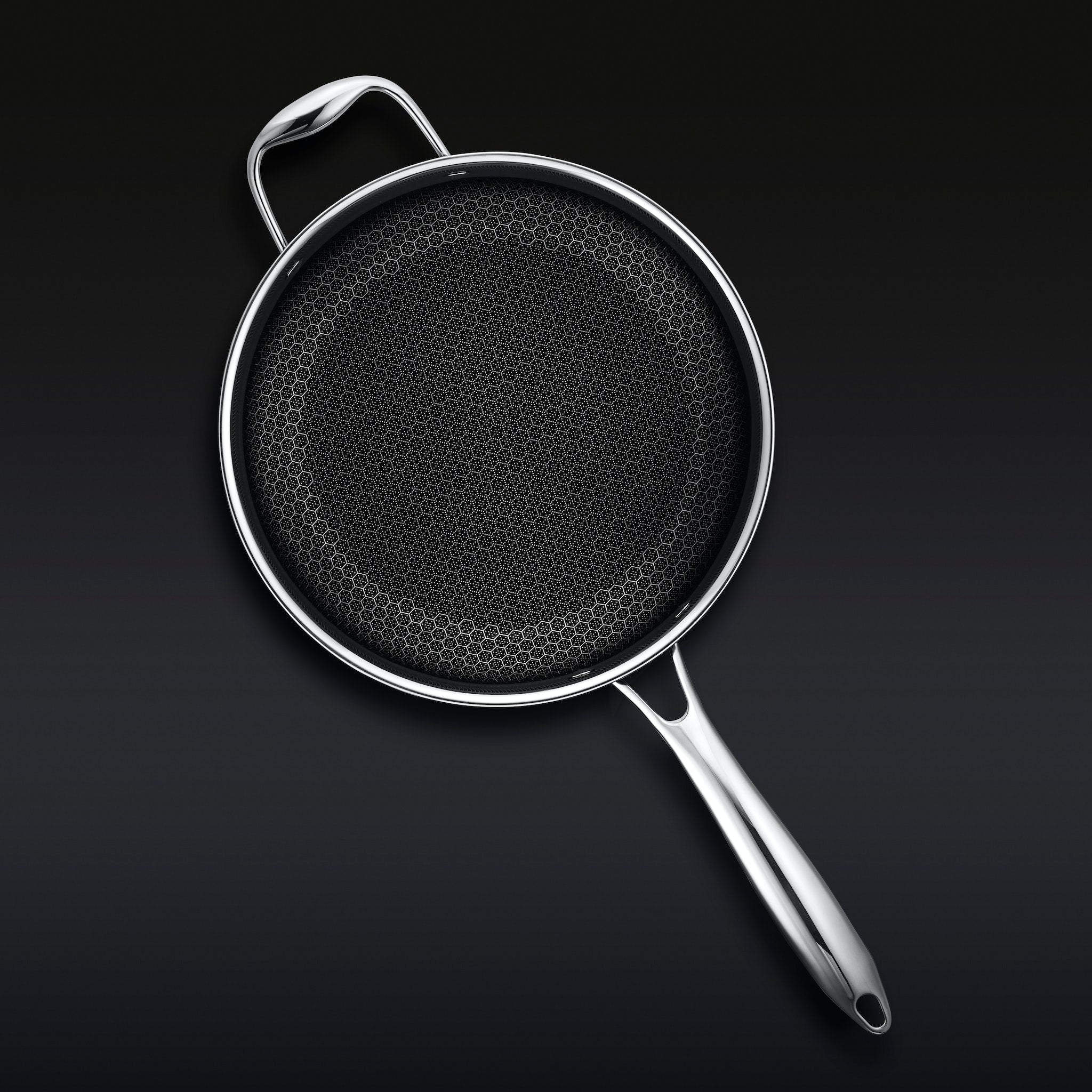 Hybrid Saucepan with Lid, 5-Qt - Image 5